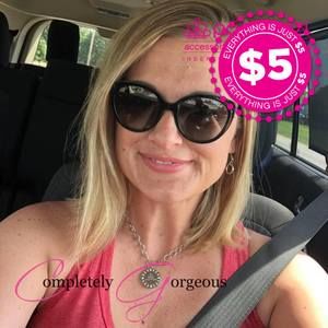 Meet your Posher, Lindsey